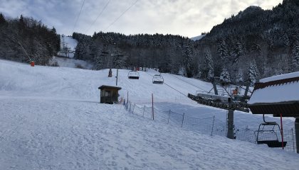Front de neige de la station de Bernex en Haute-Savoie