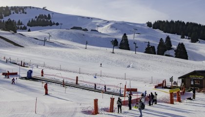 Piste d’initiation au ski pour les enfants au Semnoz.