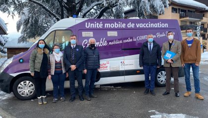 L'unité mobile de vaccination à Saint-Jean-de-Sixt