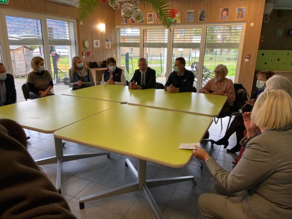 Visite de l'établissement d'accueil médicalisé L'Hérydan, à Héry-sur-Alby, le 30 octobre 2021